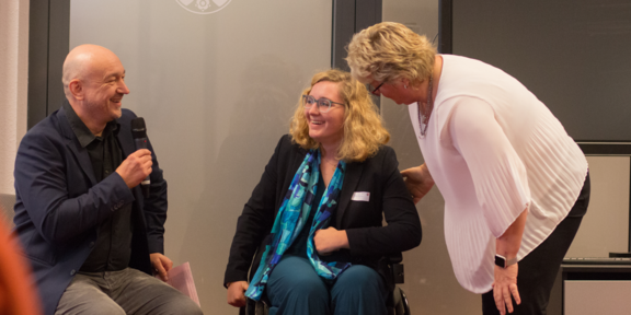 Marcel Feichtinger und Maike Meuthen bei der Auftaktveranstaltung am 22.11.2024 